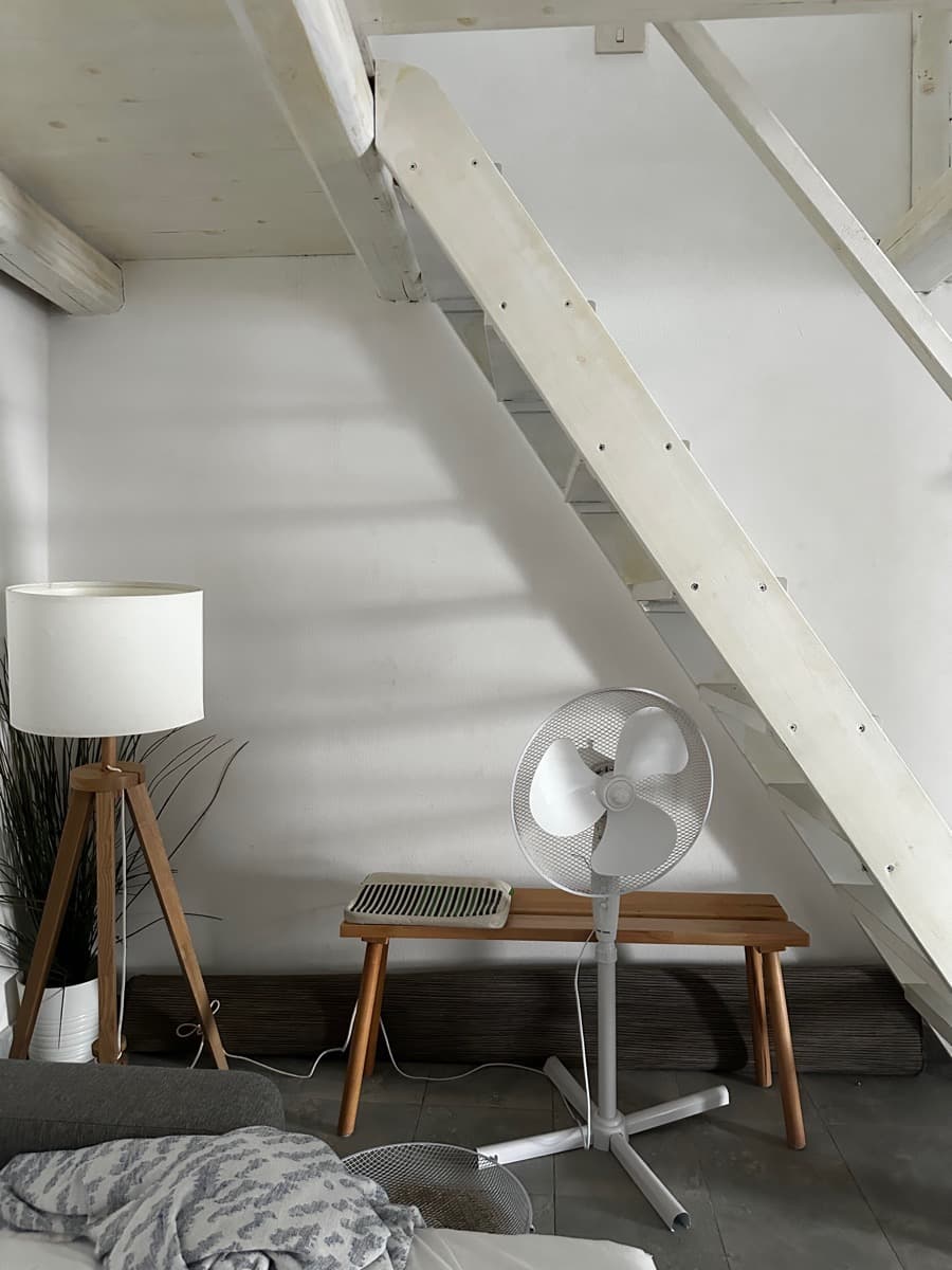 Un angolo lettura, una scala